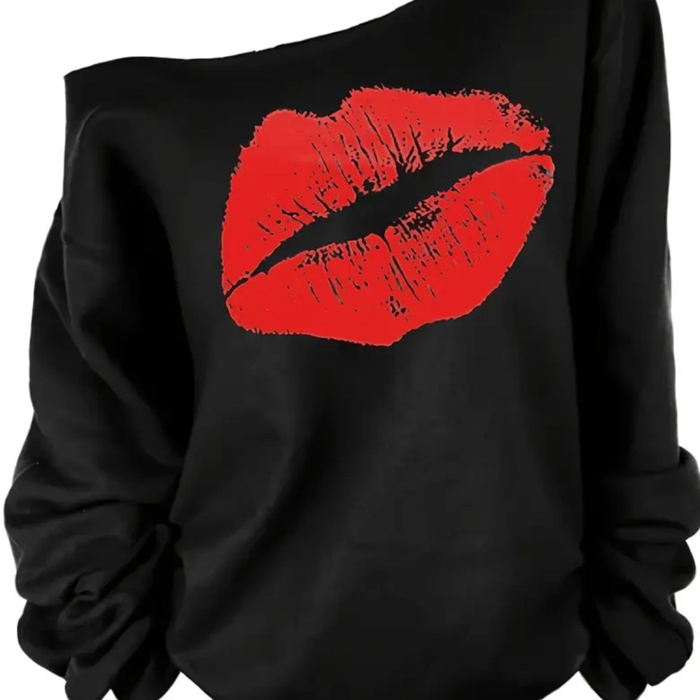 Chic Black Top with Red Lips Design